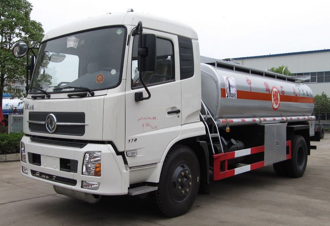  東風(fēng)天錦運(yùn)油車(chē)14立方