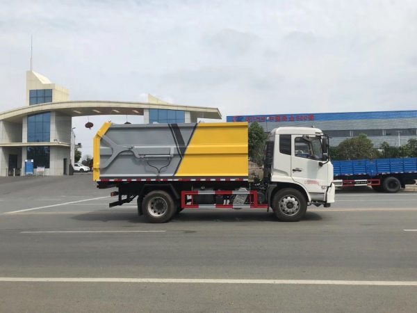 程力威牌CLW5161ZDJD6型壓縮式對(duì)接垃圾車(chē)